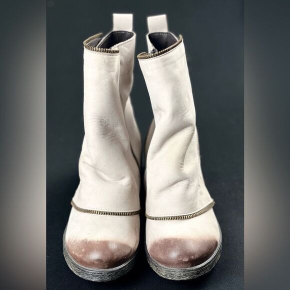 💥Sundance, Size 7.5, Moto Gray Boots - Picture 3 of 15